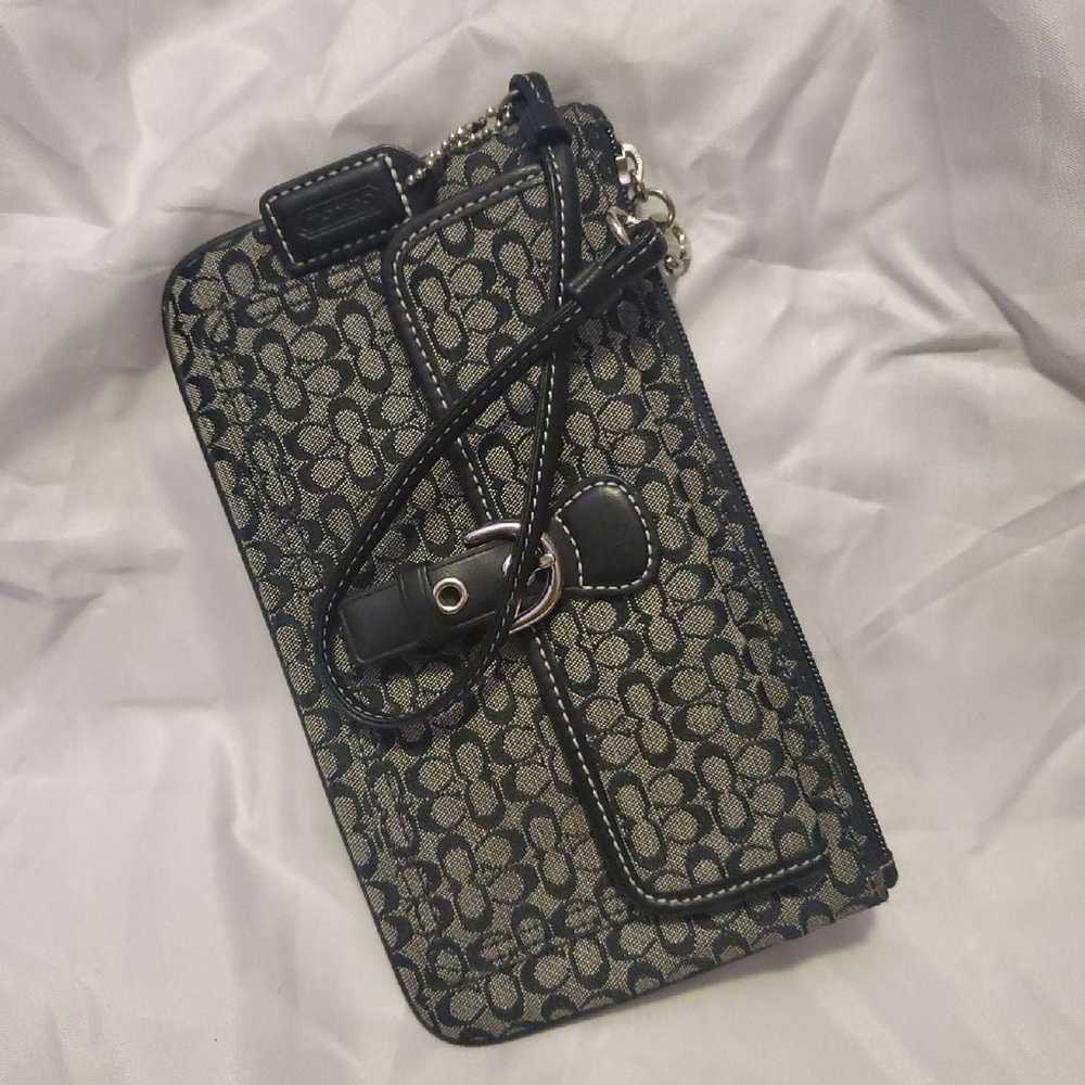 Coach wristlet wallets for women - image 2