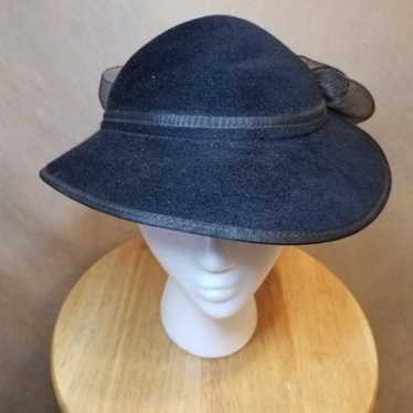 Vintage Saks Fifth Avenue Hat with Bow - image 1