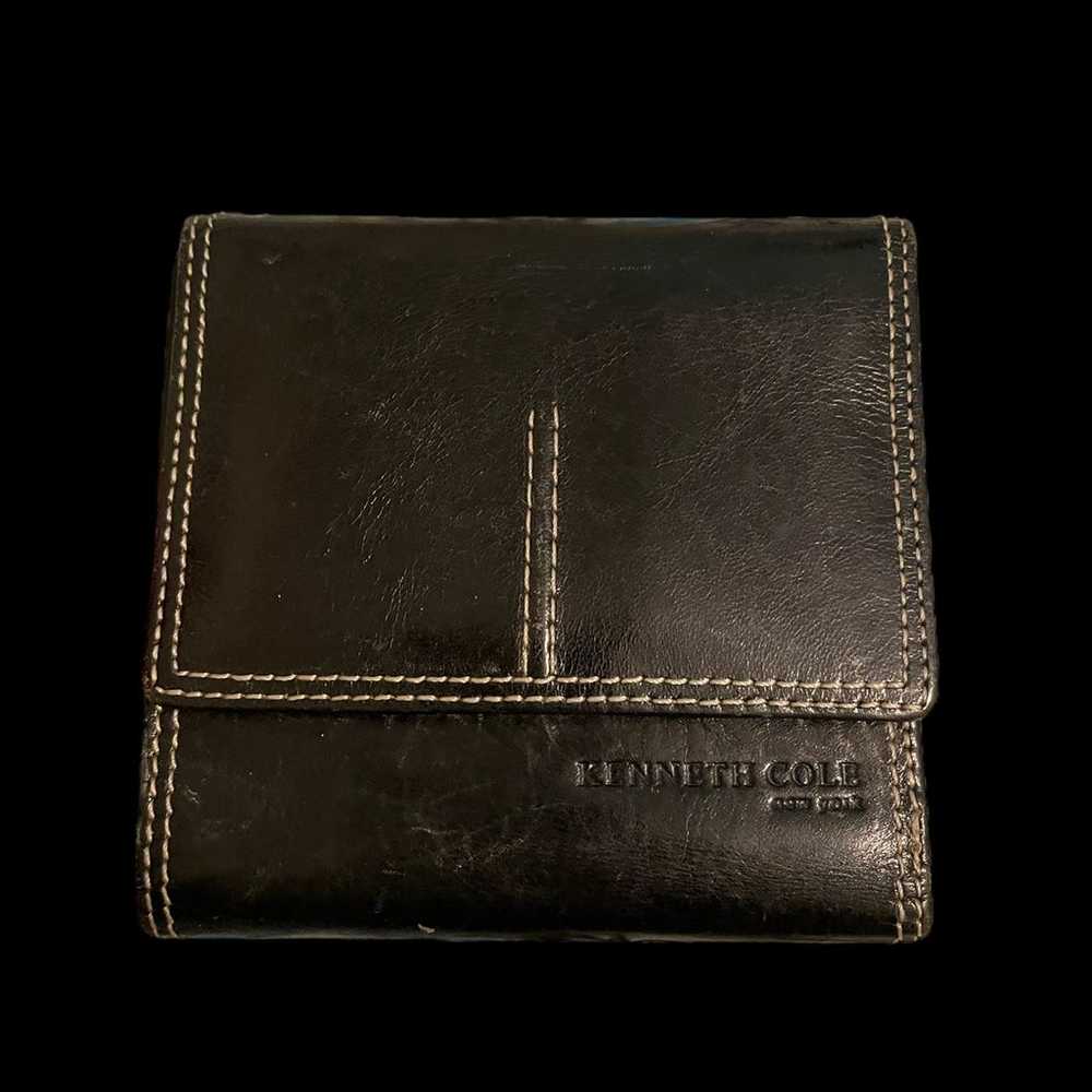 VINTAGE Kenneth Cole 100% Leather Wallet - image 1