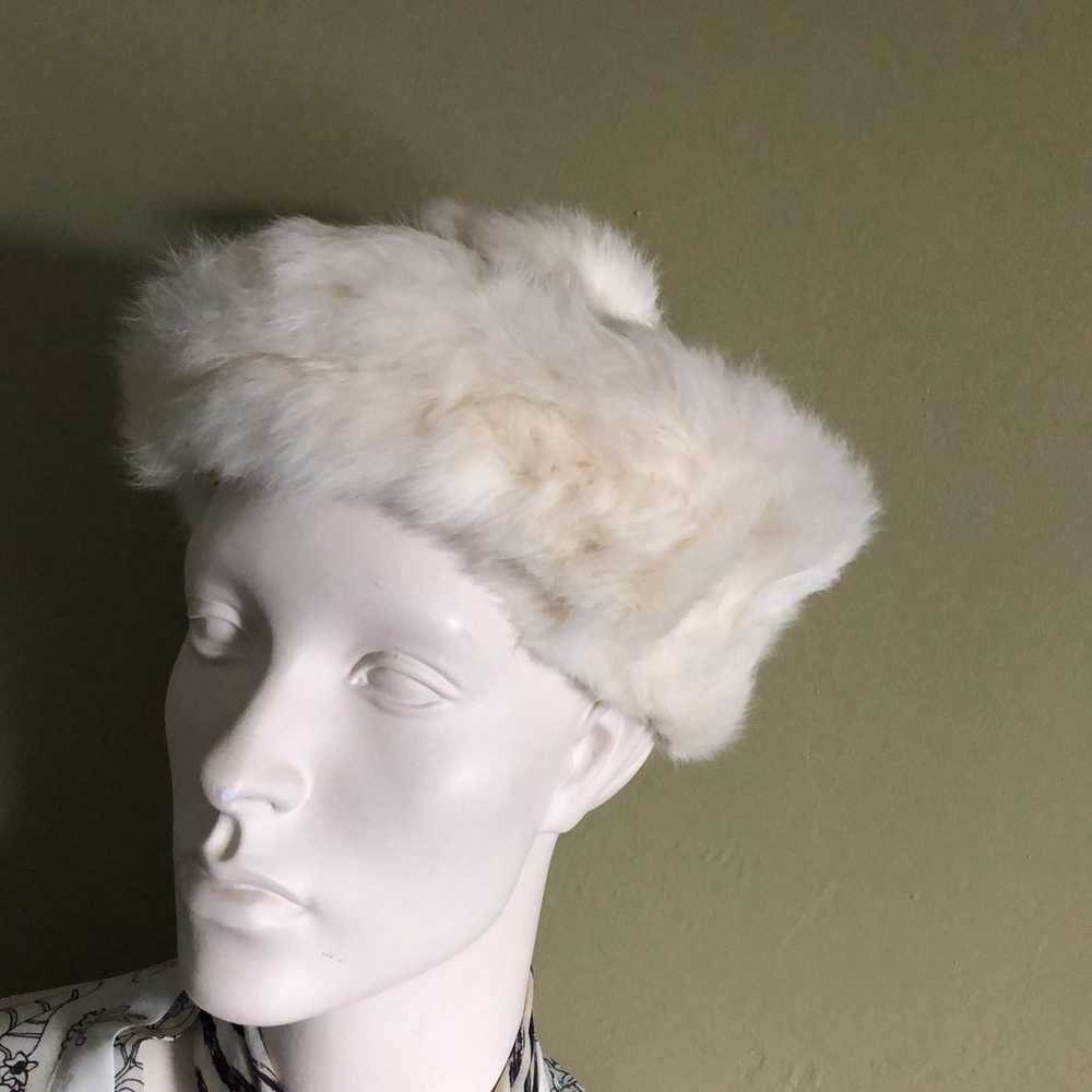 Bonwit Teller White Fox Pillbox Hat with Pompom T… - image 1