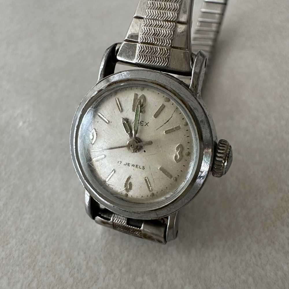 Timex vintage ladies silver chrome plated white d… - image 1