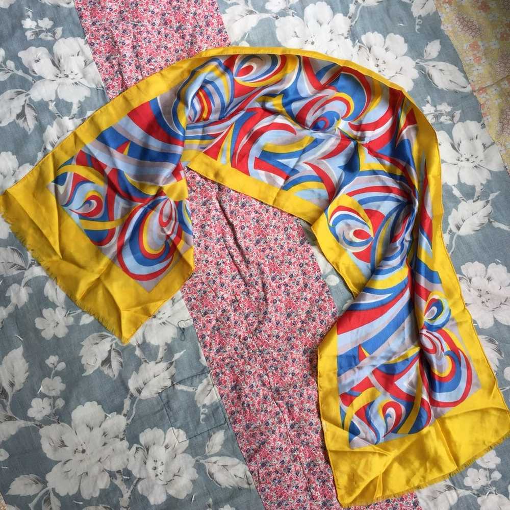 Vintage Psychedelic Rectangle Scarf - image 4