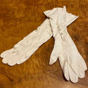 Vintage White Leather Gloves - image 1