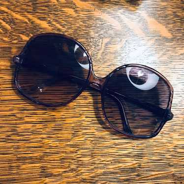 True Vintage Oversized Purple Sunglasses - image 1