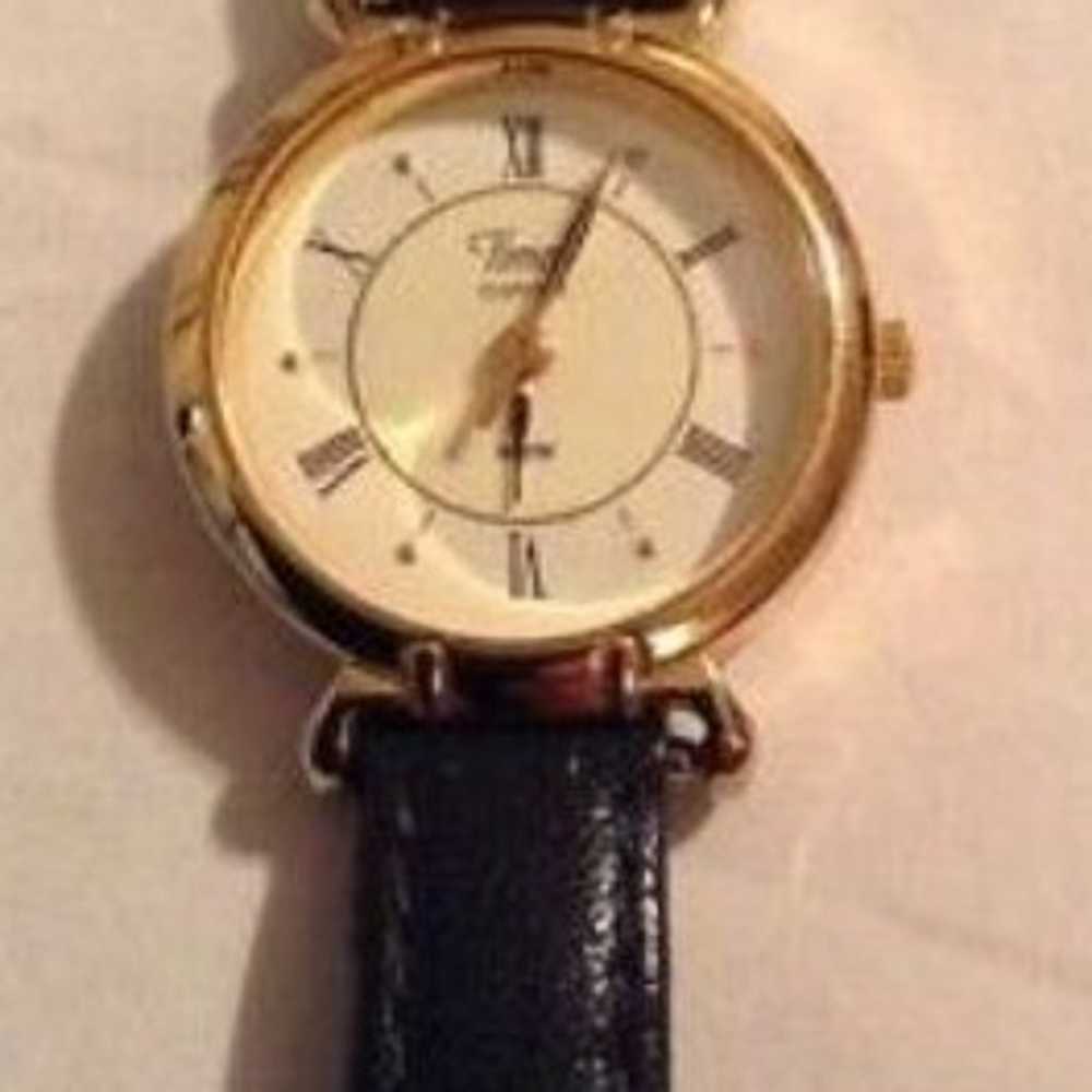Vtg Black Timex Analog Wristwatch - image 2