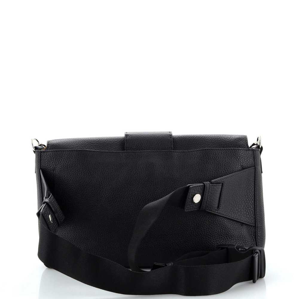 FENDI Baguette Convertible Belt Bag Leather Large - image 3