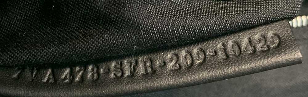 FENDI Baguette Convertible Belt Bag Leather Large - image 6