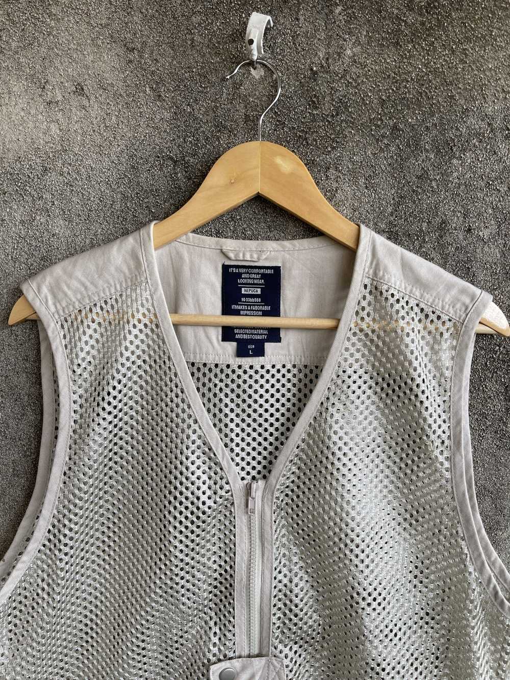 Japanese Brand × Streetwear × Tracey Vest Rare🔥V… - image 2