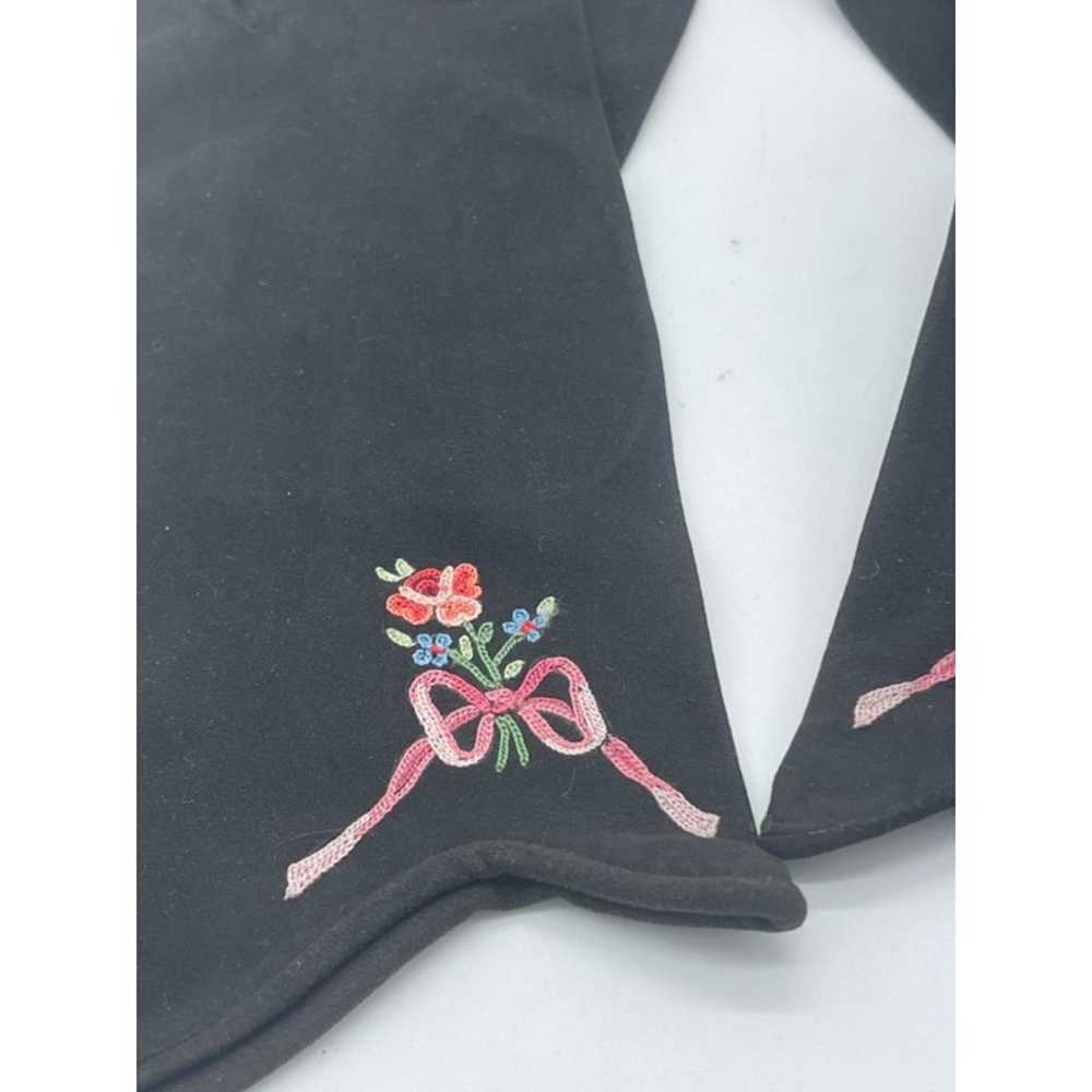 Vintage Wear Right Black Suede Embroidered Gloves… - image 2