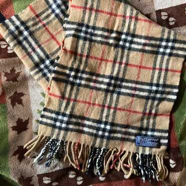 Burberry lambswool scarf - image 1