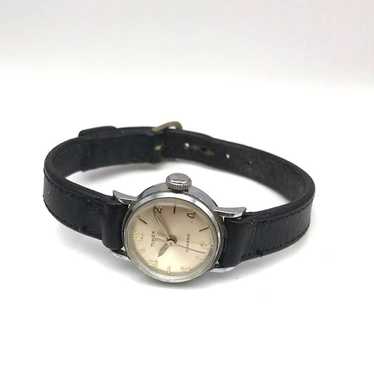 Vintage Timex Mechanical 17 Jewels Ladies Watch W… - image 1