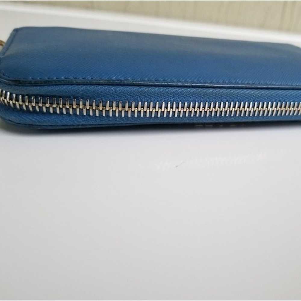PRADA Beautiful Large Zippy compact wallet Italy - image 9