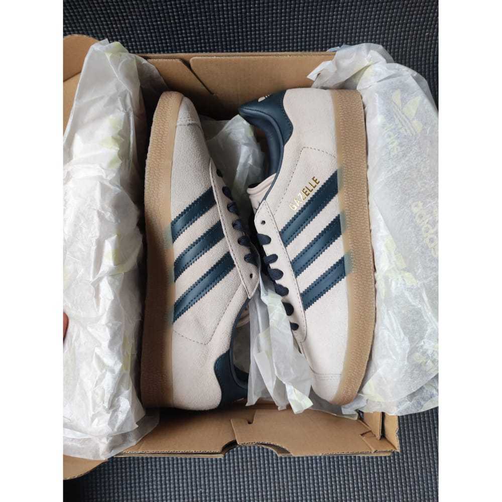 Adidas Gazelle trainers - image 9