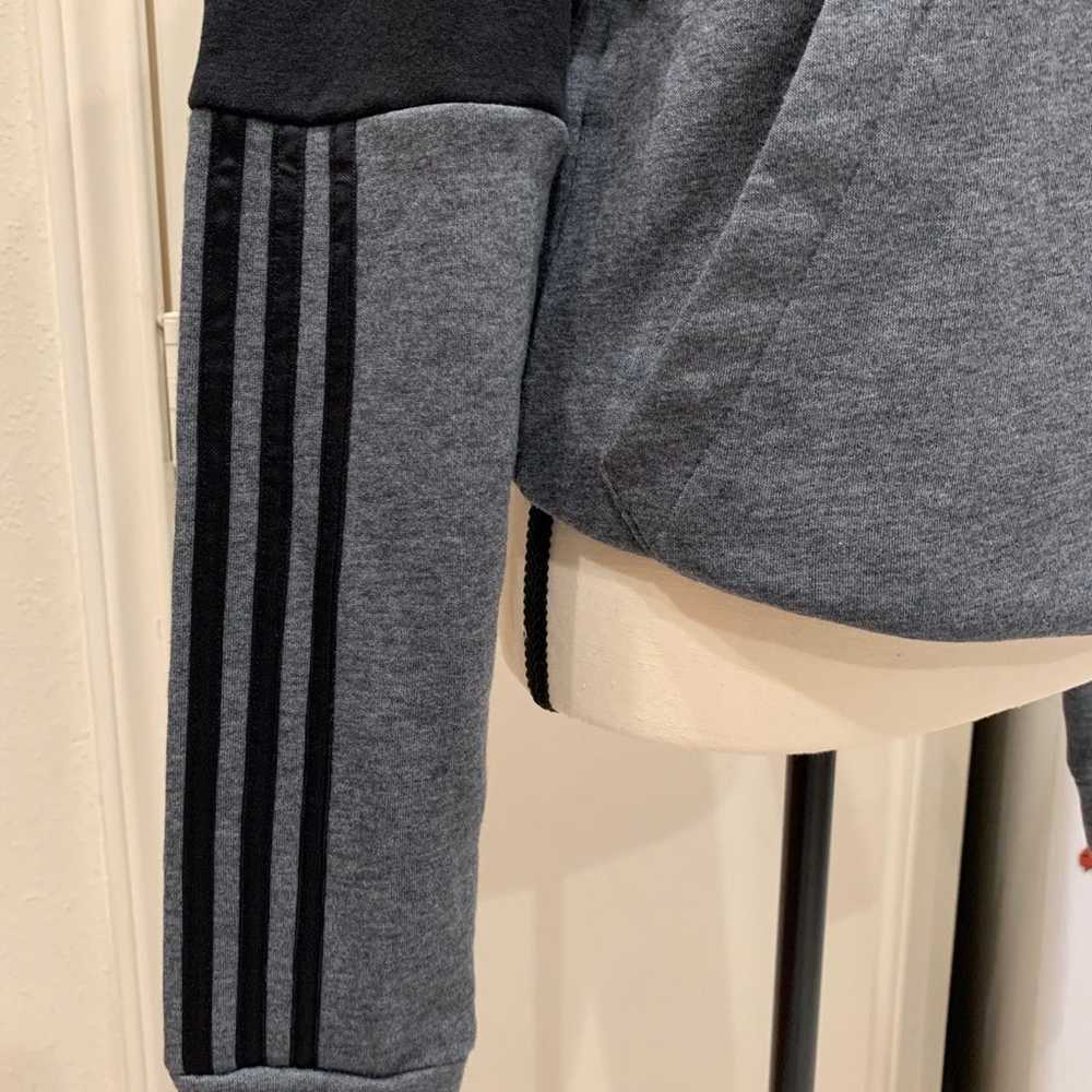 Adidas mens Essentials Colorblock Hoodie size Sma… - image 3