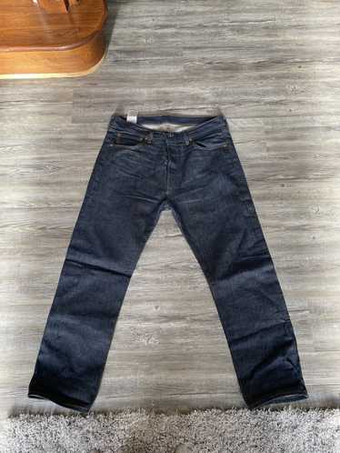 Levis 501 shrink to Gem