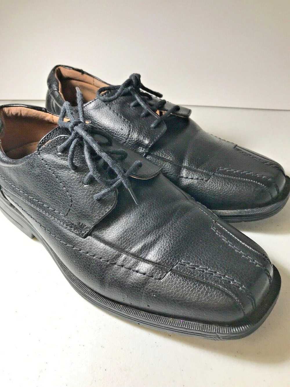 Dexter Shoe Company Dexter Black Leather Lace Up … - image 1