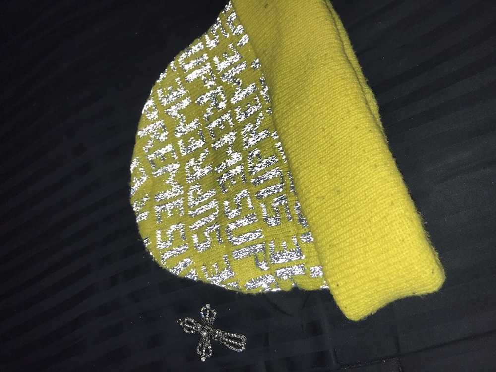 Supreme *Rare* yellow supreme repeat 3M beanie - image 1