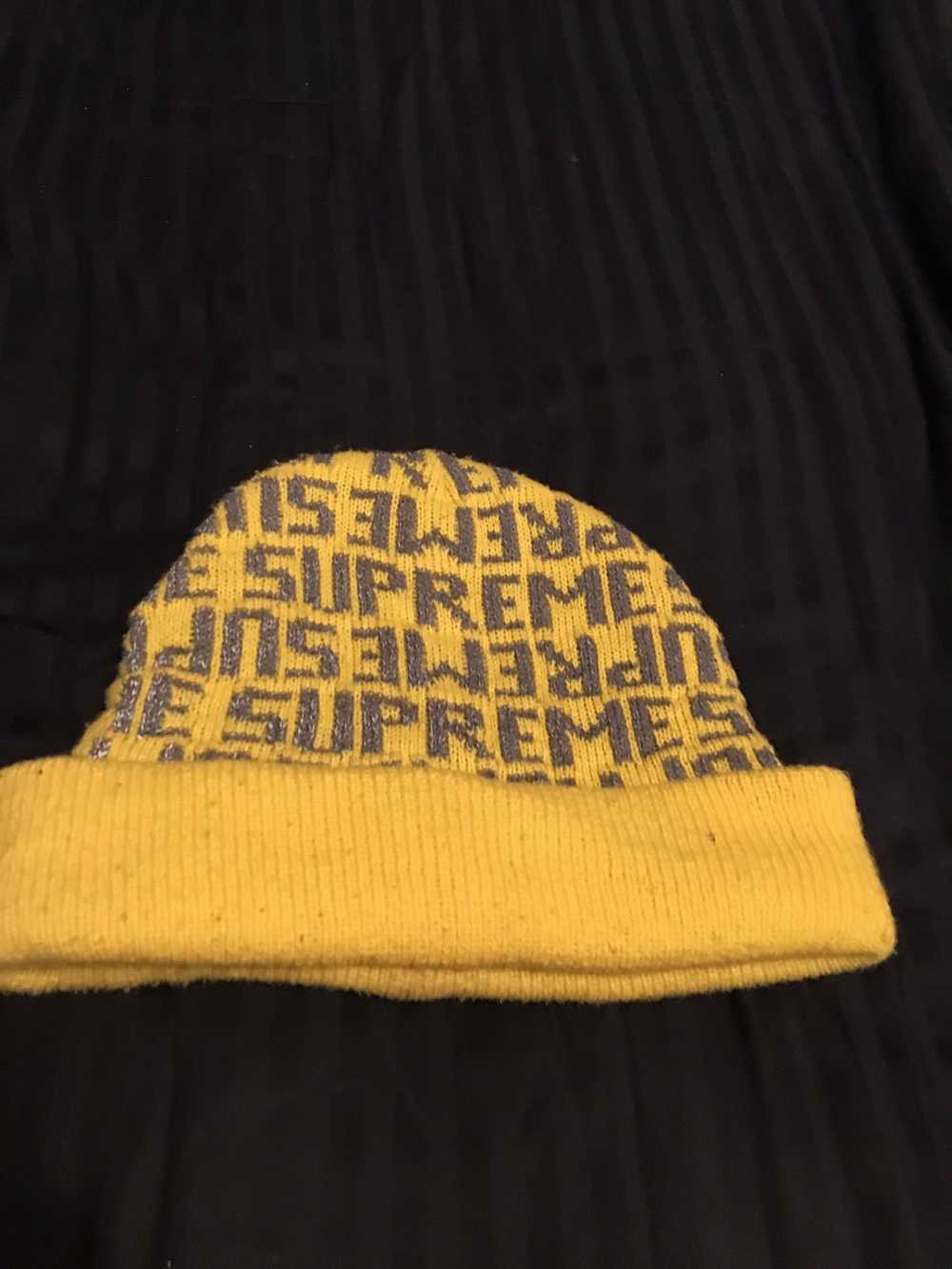 Supreme *Rare* yellow supreme repeat 3M beanie - image 2