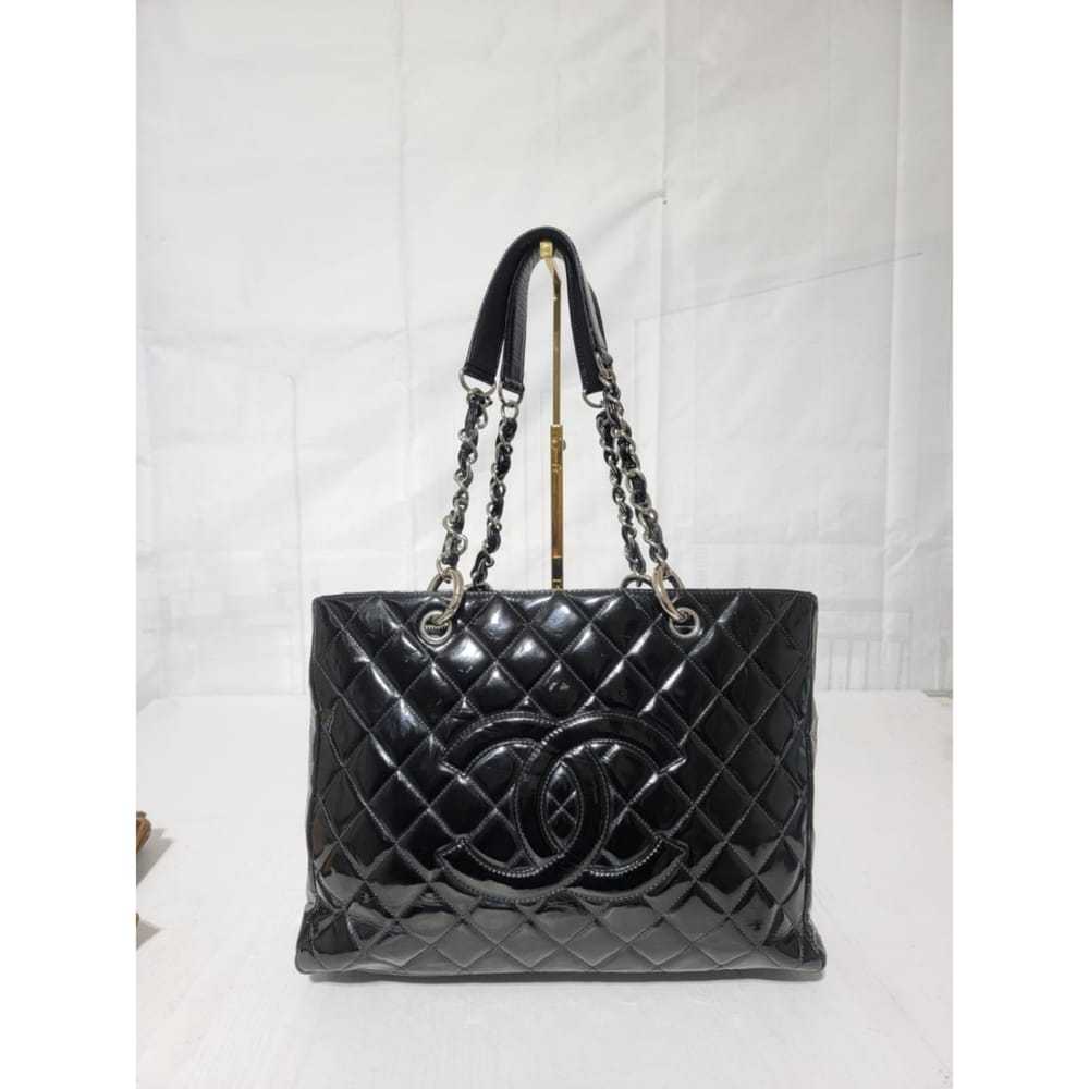 Chanel Patent leather tote - image 2