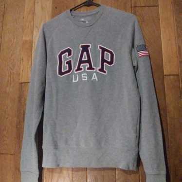 Gray Vintage USA Gap Sweatshirt - image 1