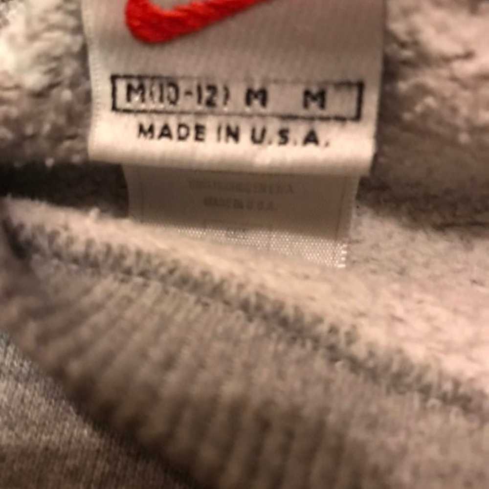 Vinatge Nike Sweater - image 3