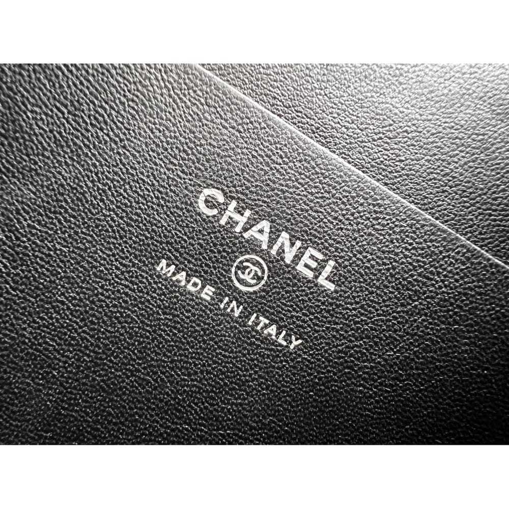 Chanel Leather clutch - image 7