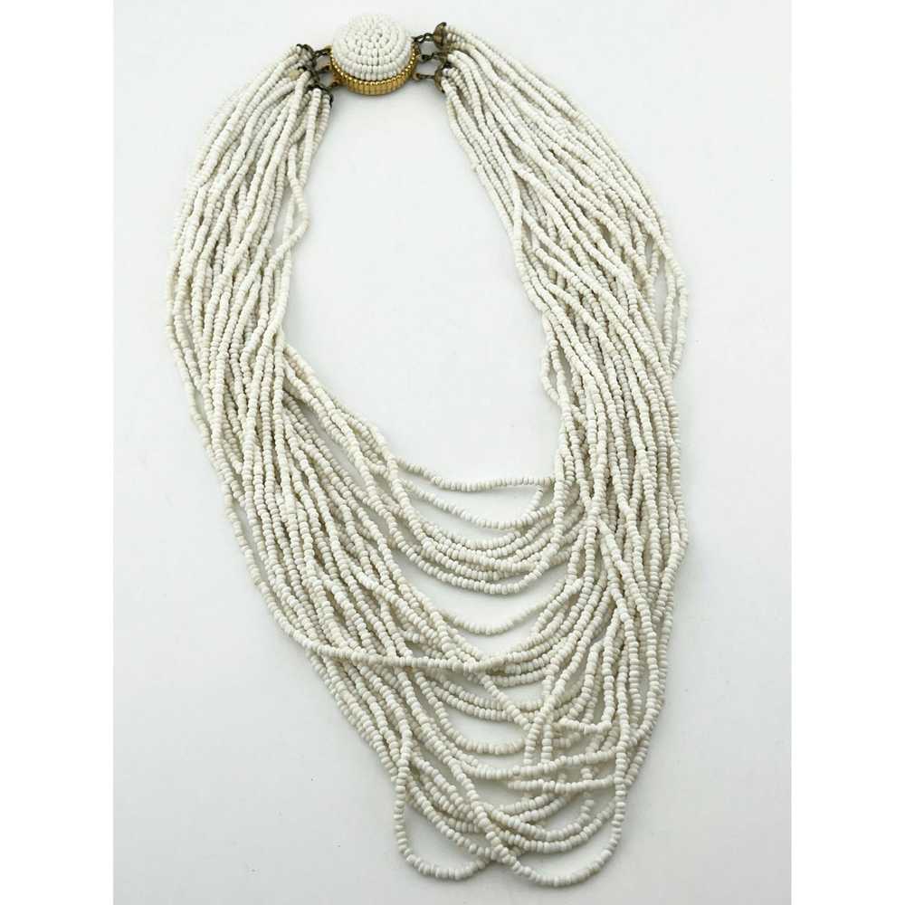 Vintage Vintage Italy White Beaded Necklace - image 3