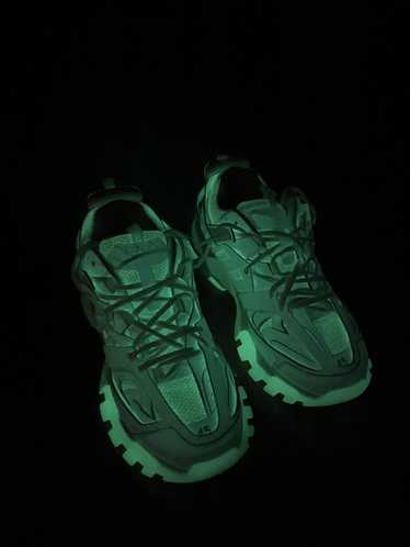 Balenciaga Balenciaga Track Glow In The Dark Snea… - image 1