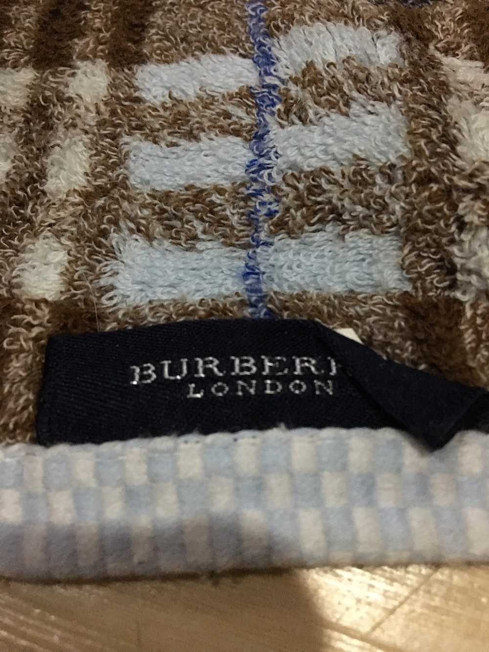Burberry Burberry Face Towel/Hand Towel Handkerch… - image 4