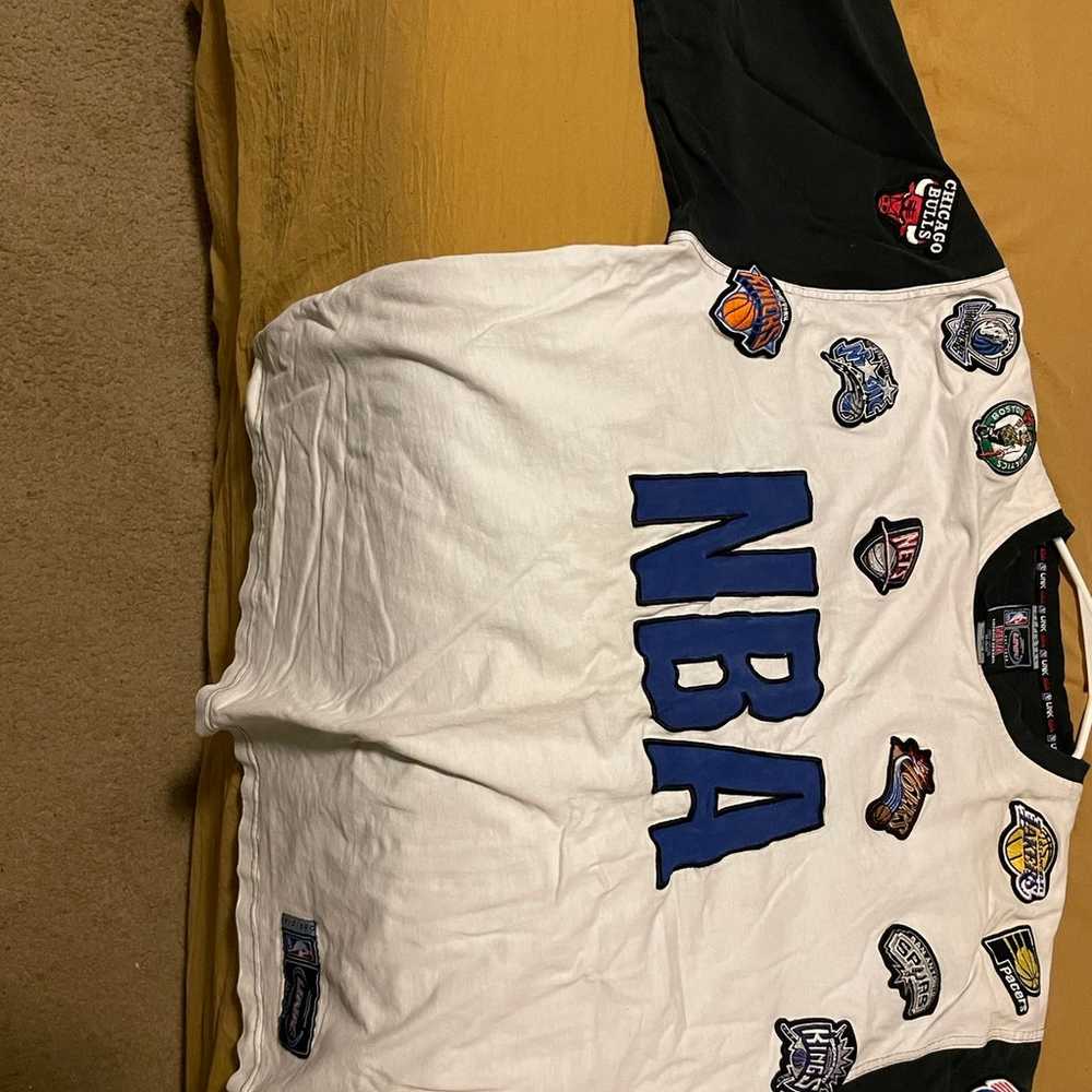 Vintage NBA UNK Sweatshirt - image 2