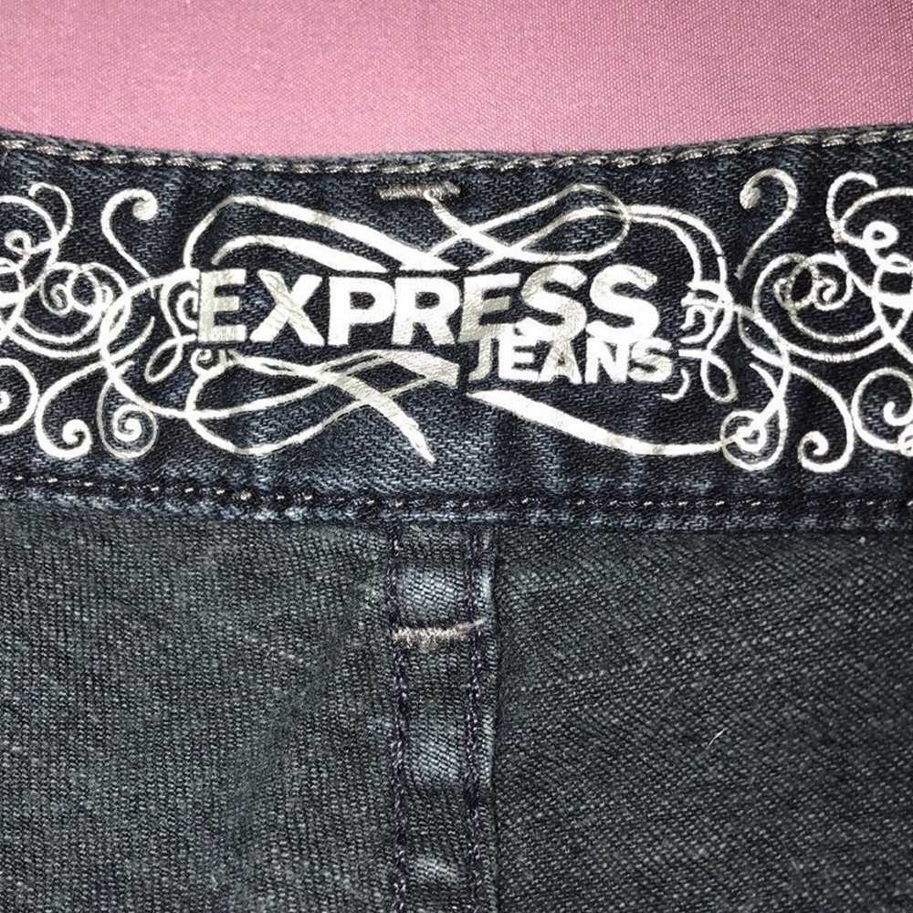 Womans Express Jeans size 6 Regular - image 2