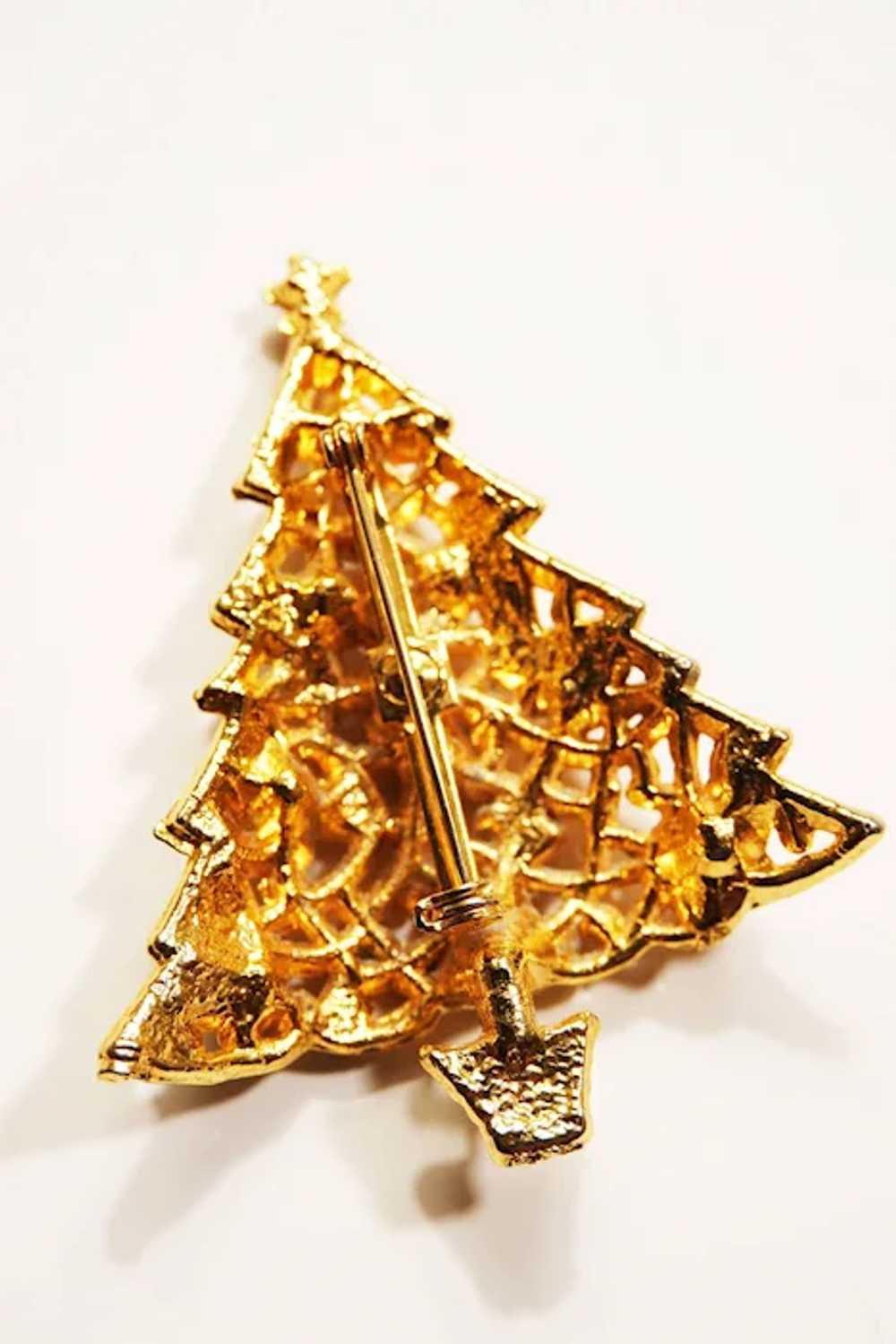 SHOWY Gold-Tone Metal Christmas Tree Pin Brooch w… - image 6