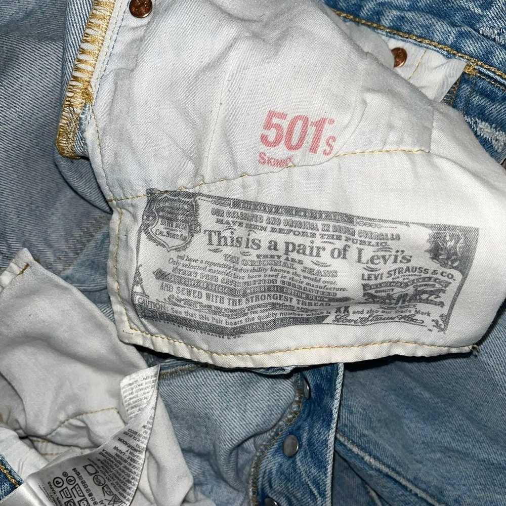 Levis 501 jeans - image 3