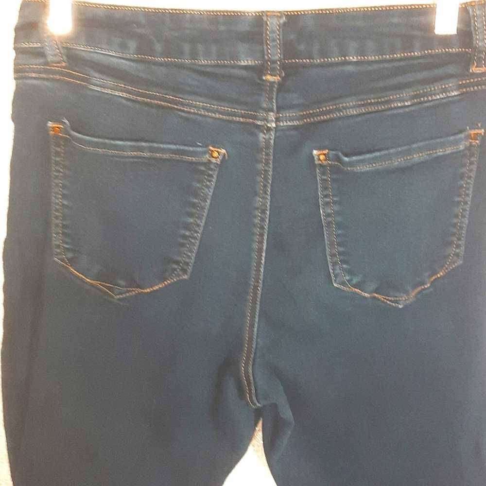 D. Jeans Size 10 - image 2
