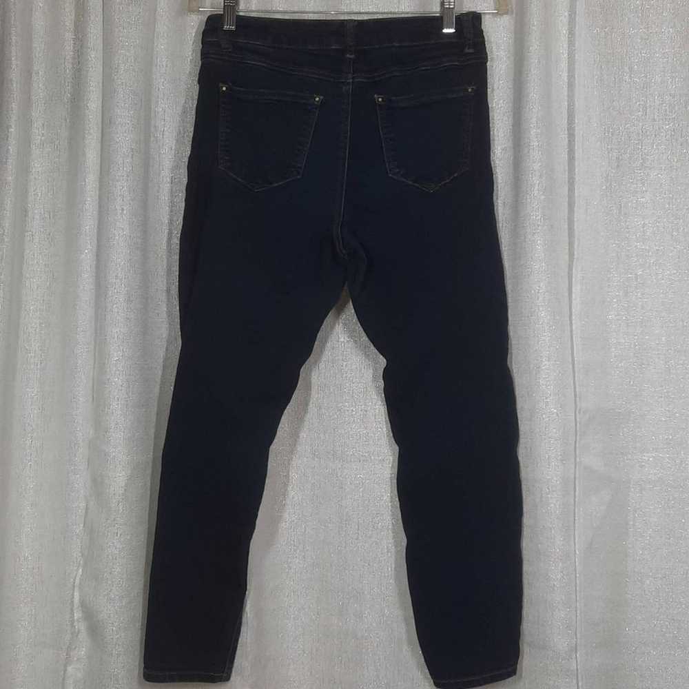 D. Jeans Size 10 - image 3