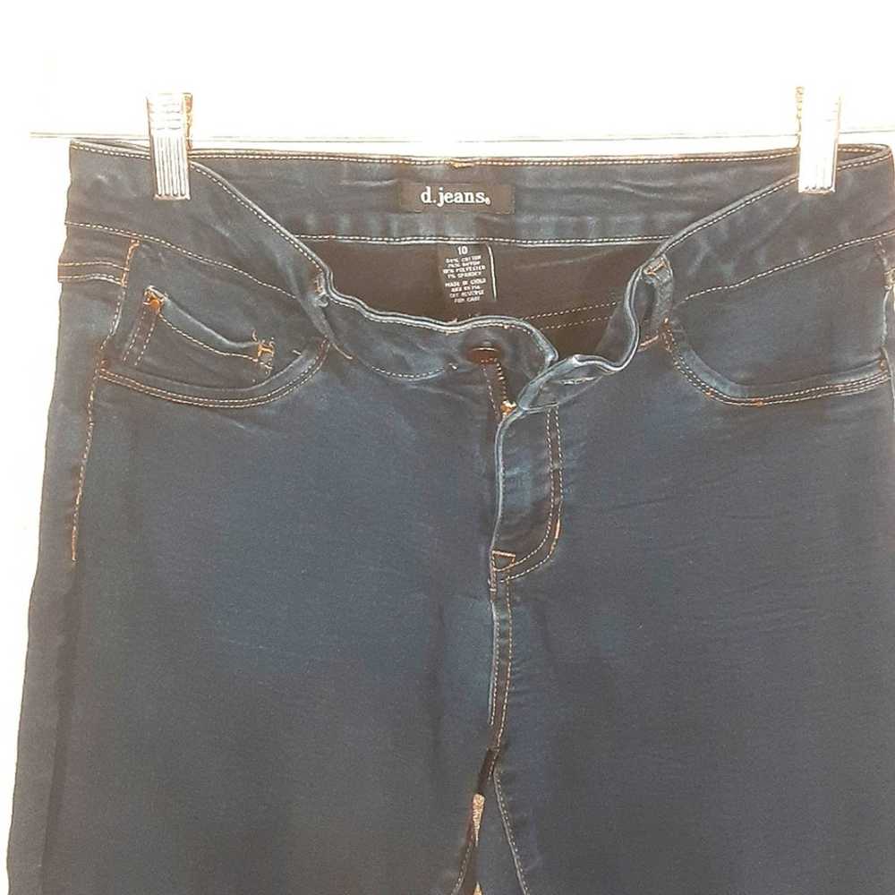 D. Jeans Size 10 - image 4