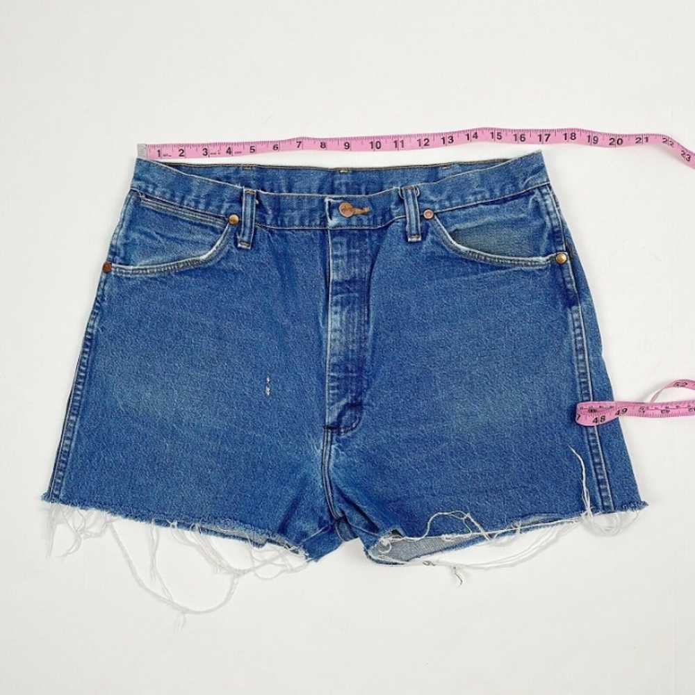 Vintage Wrangler Cut Off Jean Shorts - image 3