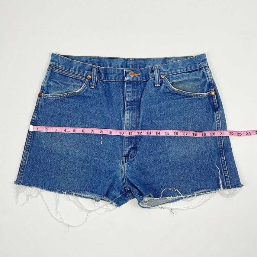 Vintage Wrangler Cut Off Jean Shorts - image 4