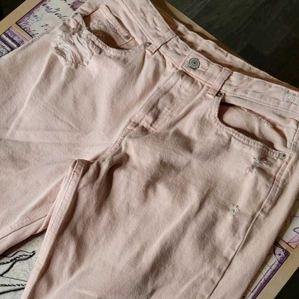 H&M Vintage Light Pink Distressed Mom Jeans - image 8