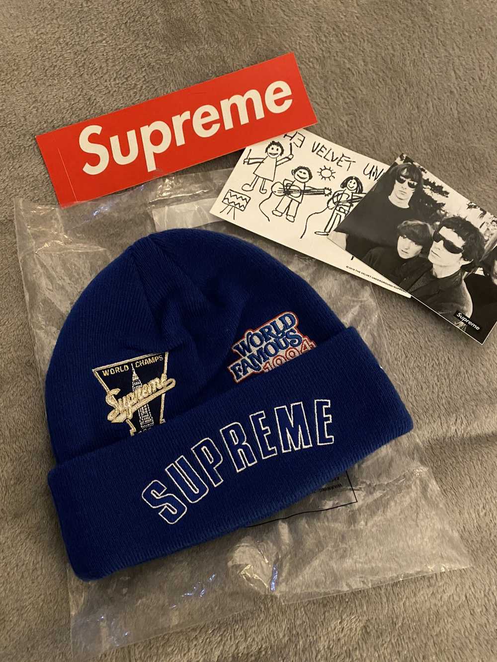 New Era × Supreme Championship beanie royal - image 1