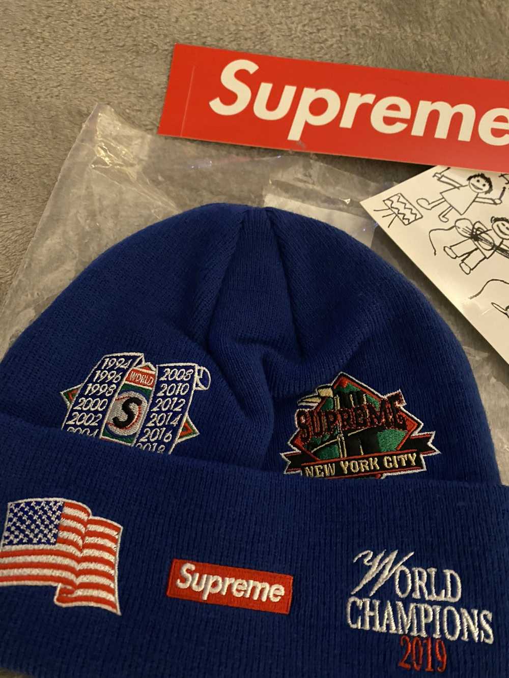 New Era × Supreme Championship beanie royal - image 3