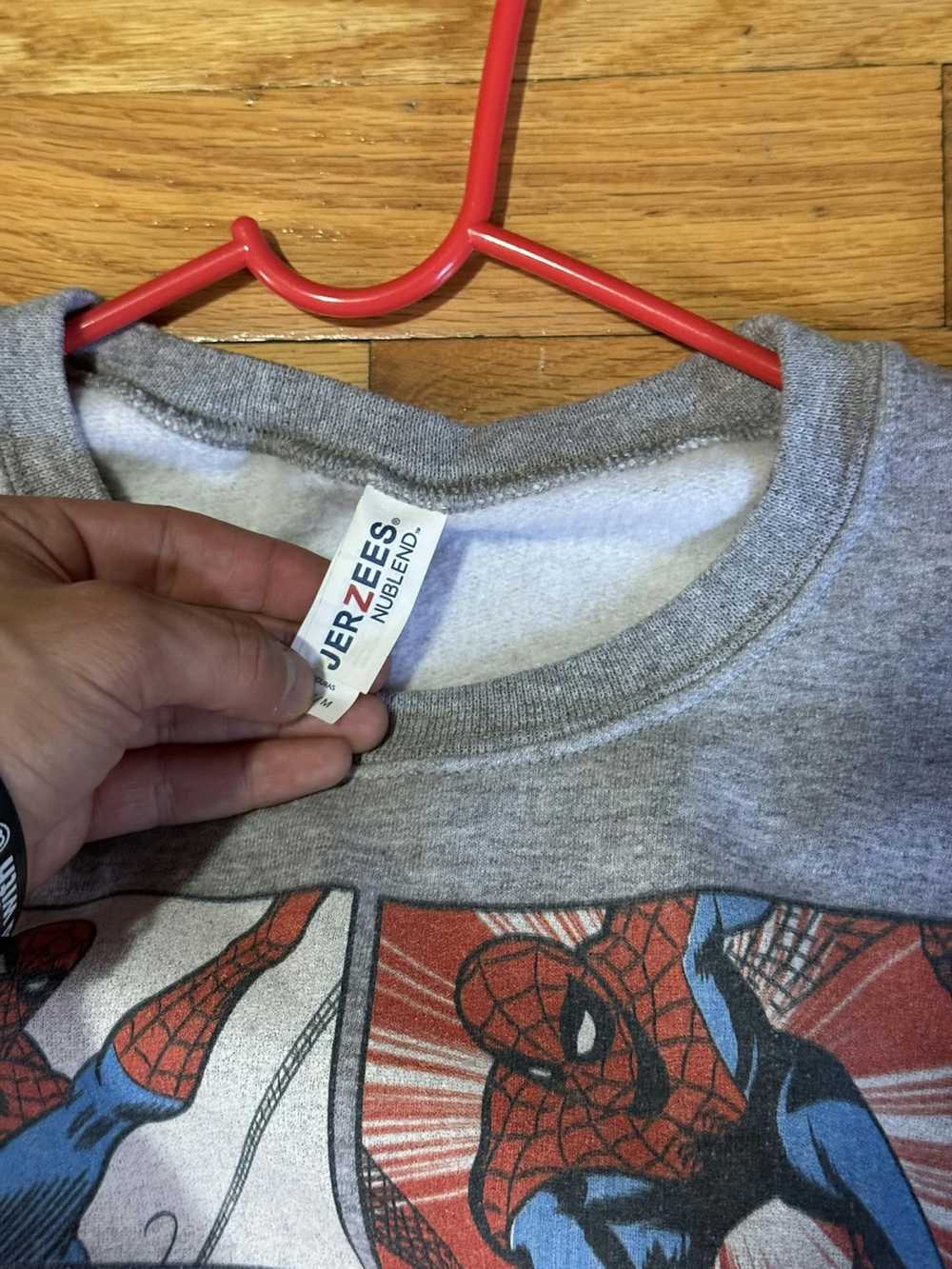 Streetwear × Vintage Spiderman Sweater (NEED GONE) - image 4