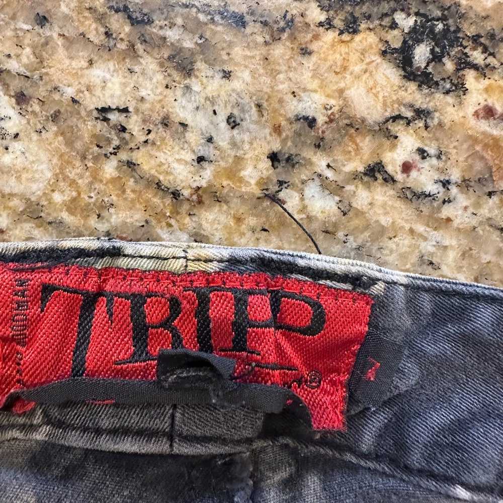 Tripp nyc bleach dyed jeans. Size 7 - image 3