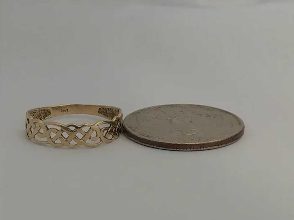 Vintage 9ct Gold ring Celtic woven braided knot - image 4