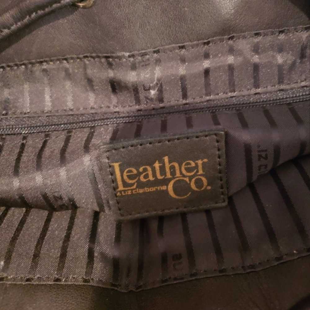 Liz Claiborne Leather Co Sling Bag - image 4