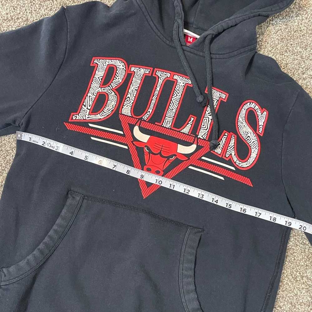 Bulls hoodie - image 10