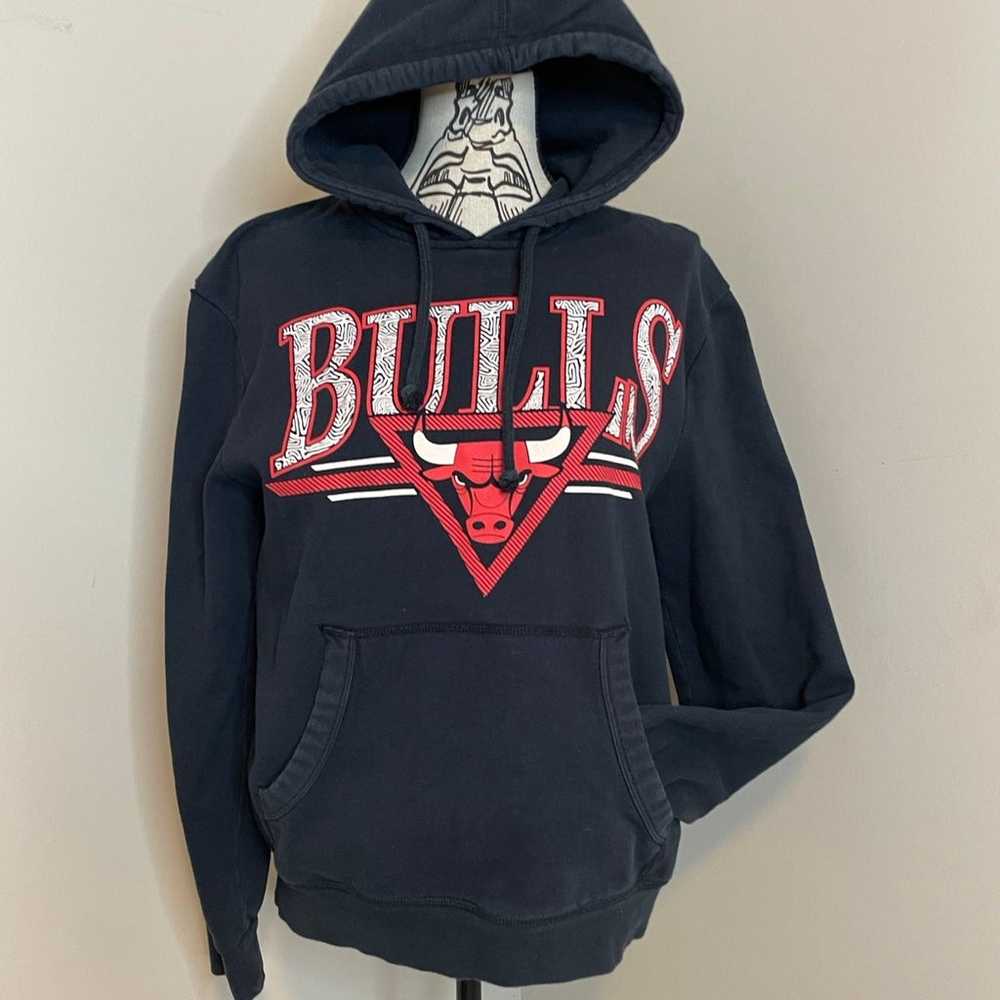 Bulls hoodie - image 1