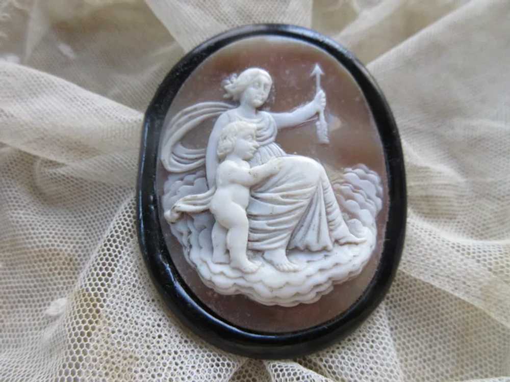 Antique Victorian Carved Shell Cameo Brooch Cupid… - image 2