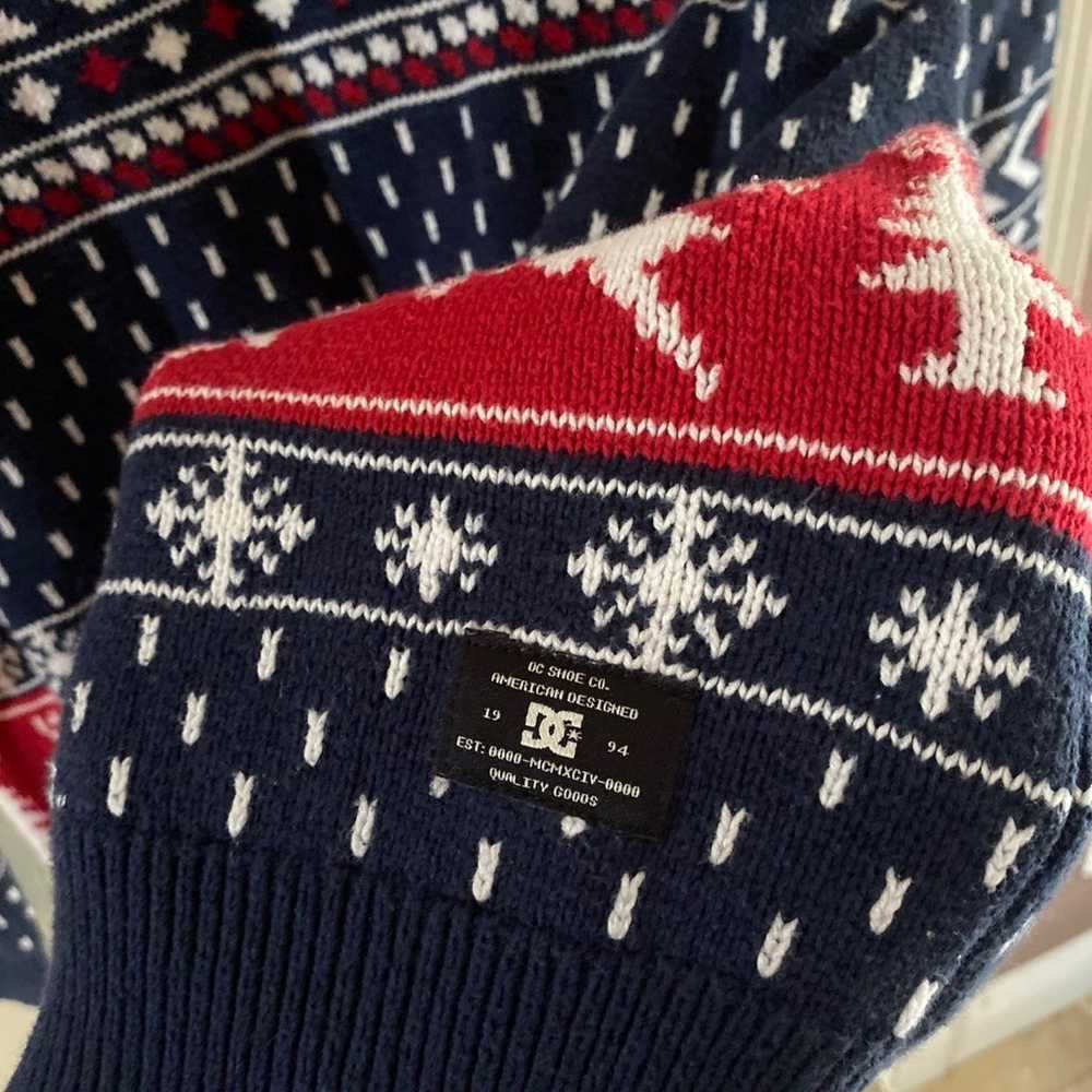 DC Shoes Christmas Sweater - image 6