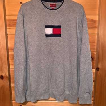 Vintage Tommy Hilfiger Big Logo sweater